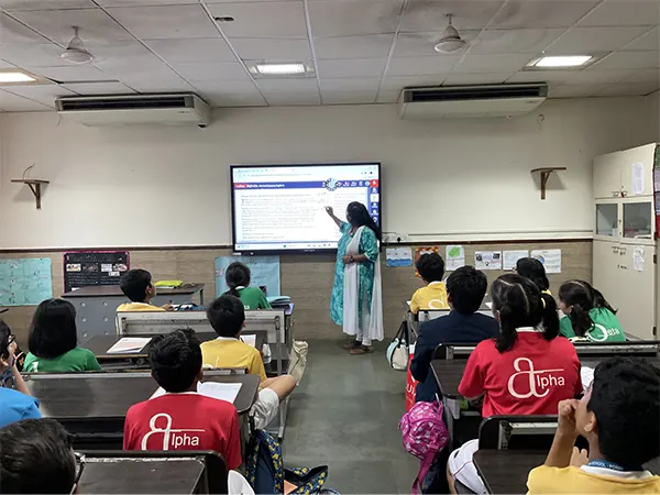 Hiranandani Foundation School Smart Classroomss