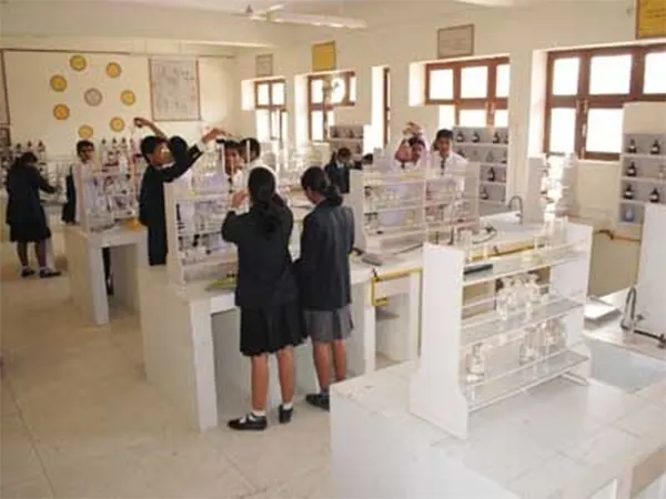L K Singhania Education Centre Lab Facilities