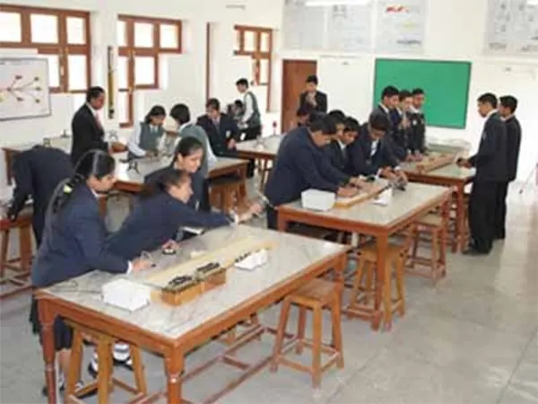 L K Singhania Education Centre Lab Facilities