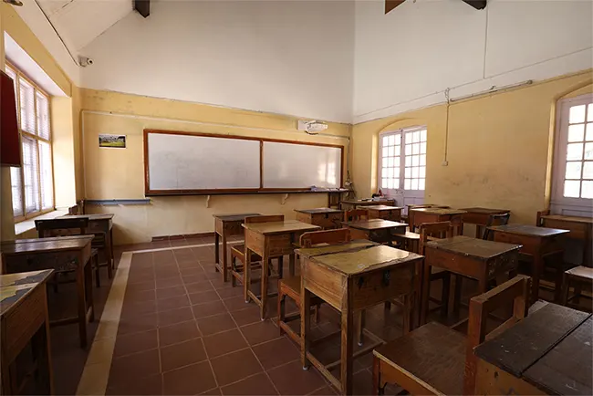 Laidlaw Memorial School Classrooms