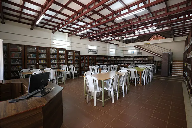 Laidlaw Memorial School Library