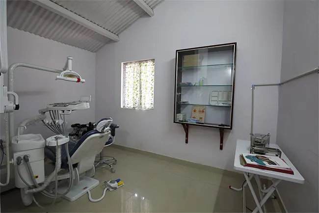 Laidlaw Memorial School Medical Units